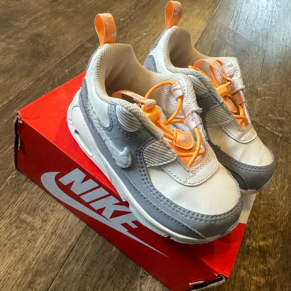 Nike Airmax 90 Toggle toddler sneaker size 7C white, blue and orange.